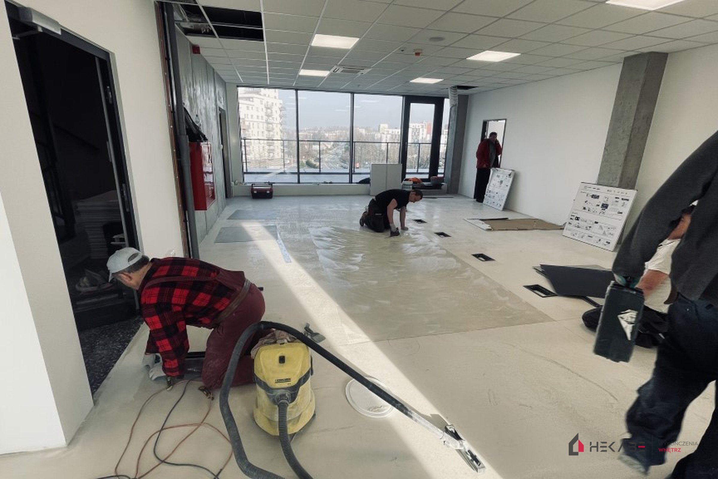 3 Qubes etap I Katowice — realizacja komercyjna Hekabe 1