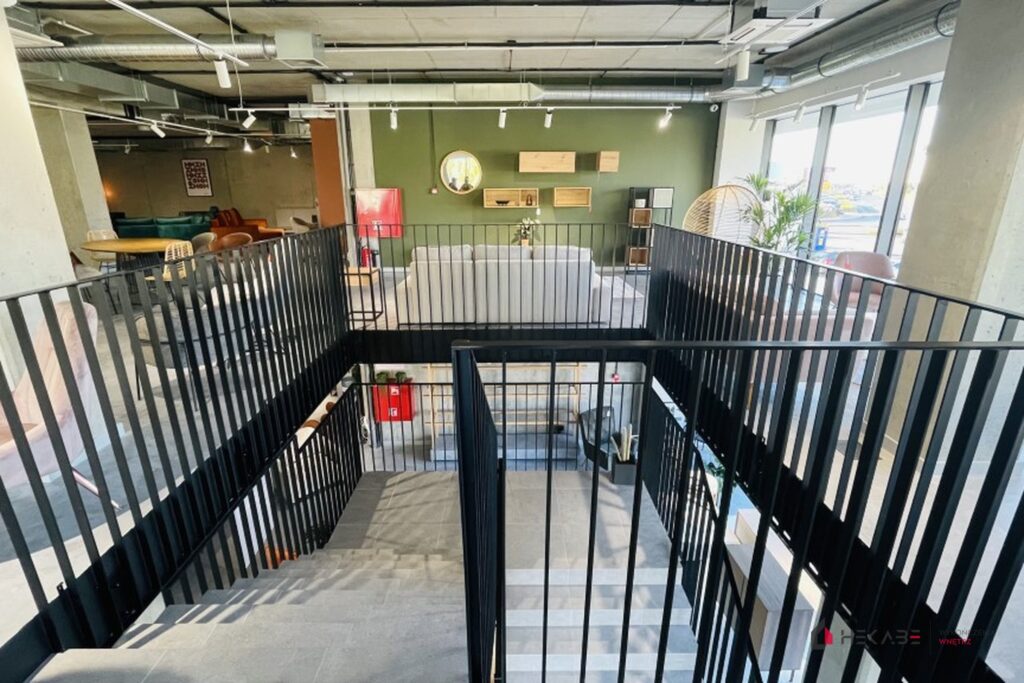 3 Qubes etap I Katowice — realizacja komercyjna Hekabe 19