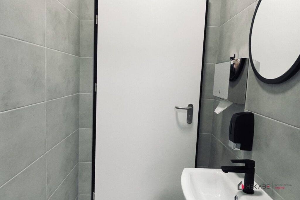 3 Qubes etap II Katowice — realizacja komercyjna Hekabe 11