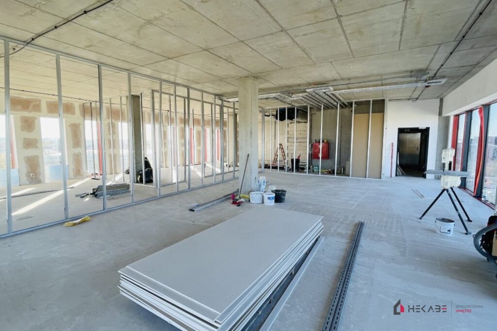 3 Qubes etap II Katowice — realizacja komercyjna Hekabe 20