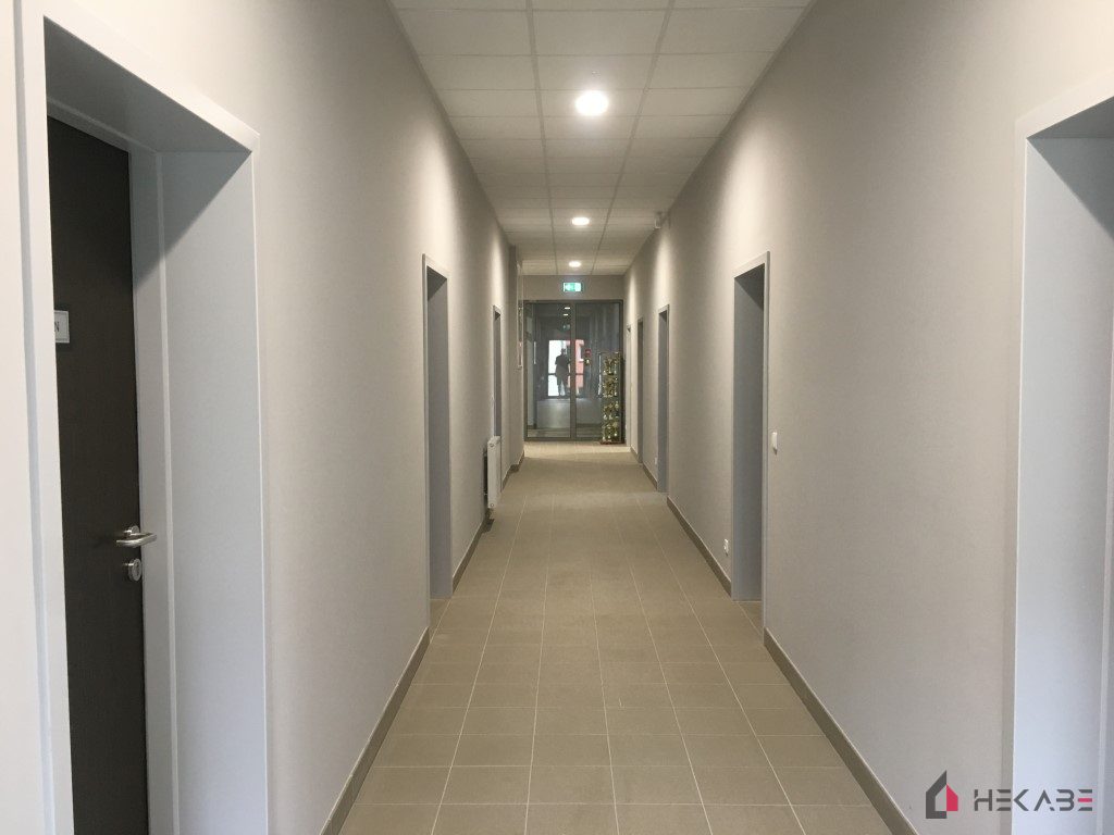 Szkoła Podstawowa Będzin — projekt Hekabe, wykończenia wnętrz premium