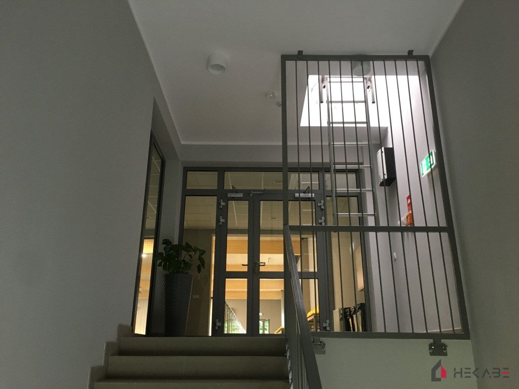 Szkoła Podstawowa Będzin — projekt Hekabe, wykończenia wnętrz premium