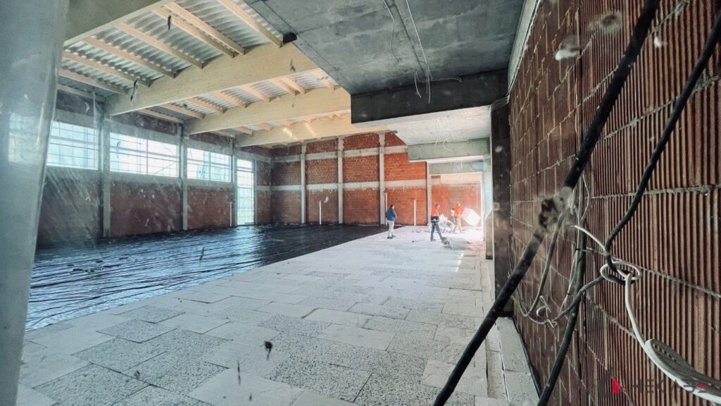 Szkoła Podstawowa Będzin — projekt Hekabe, wykończenia wnętrz premium