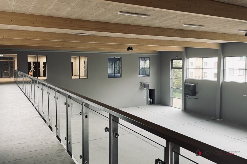 Szkoła Podstawowa Będzin — realizacja komercyjna Hekabe 28