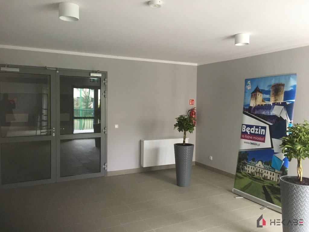 Szkoła Podstawowa Będzin — projekt Hekabe, wykończenia wnętrz premium