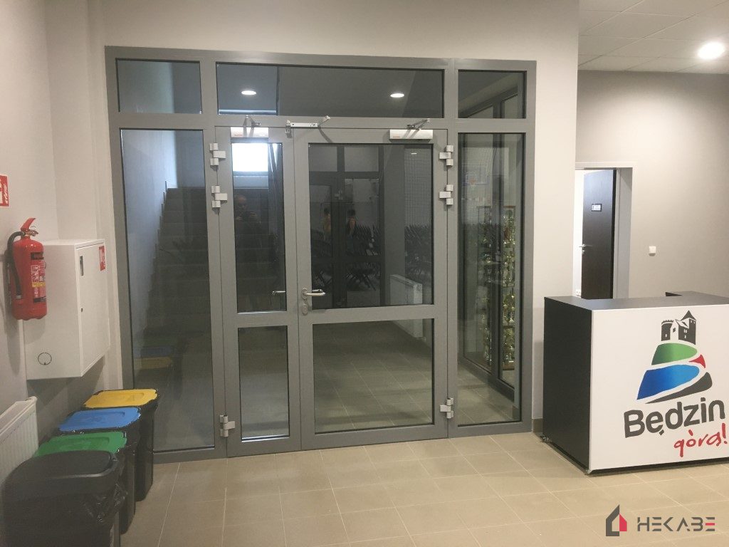 Szkoła Podstawowa Będzin — projekt Hekabe, wykończenia wnętrz premium