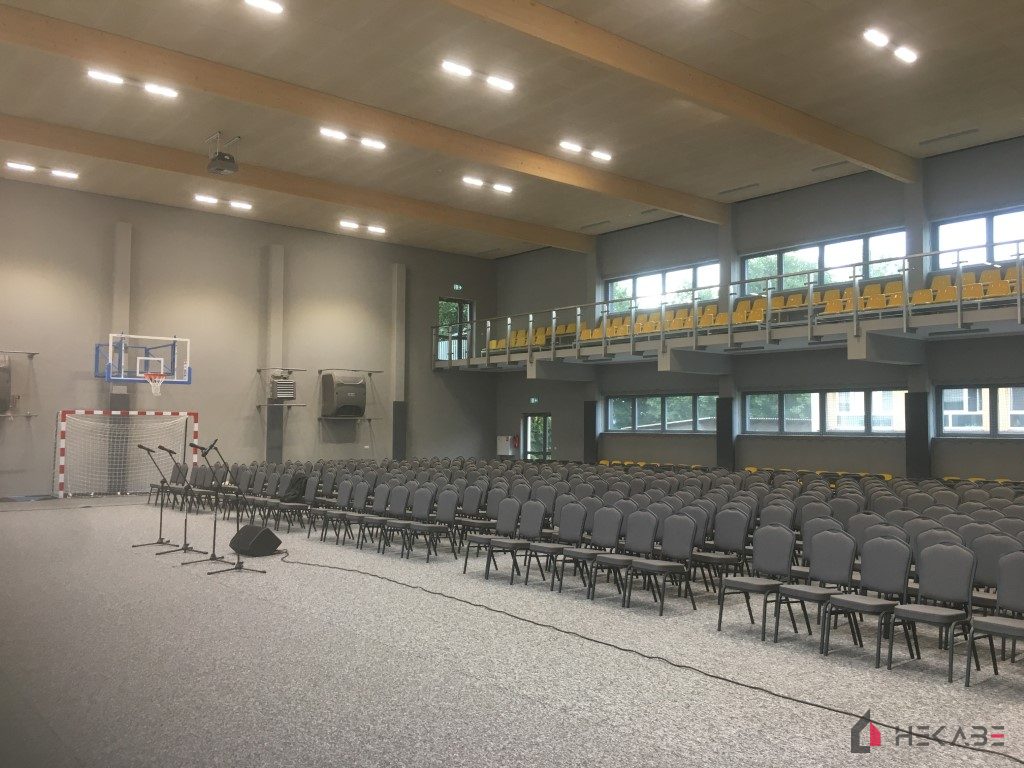 Szkoła Podstawowa Będzin — projekt Hekabe, wykończenia wnętrz premium