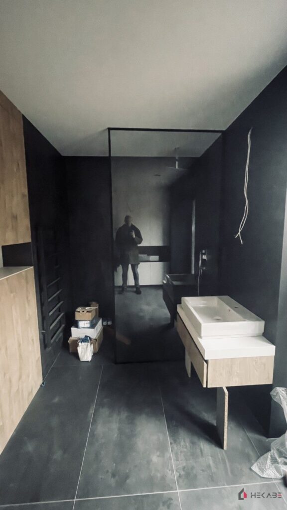 Łazienka Bażantów Katowice — projekt Hekabe, wykończenia wnętrz premium