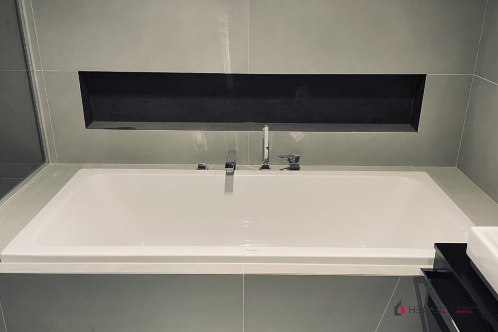 Łazienka Bażantów Katowice — realizacja Hekabe 5