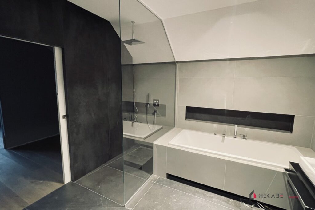 Łazienka Bażantów Katowice — realizacja Hekabe 8