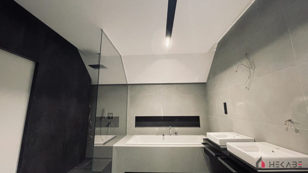 Łazienka Bażantów Katowice — projekt Hekabe, wykończenia wnętrz premium