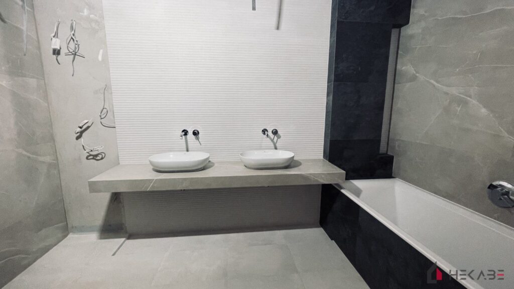 Łazienka Kochłowice Ruda Śląska — projekt Hekabe, wykończenia wnętrz premium