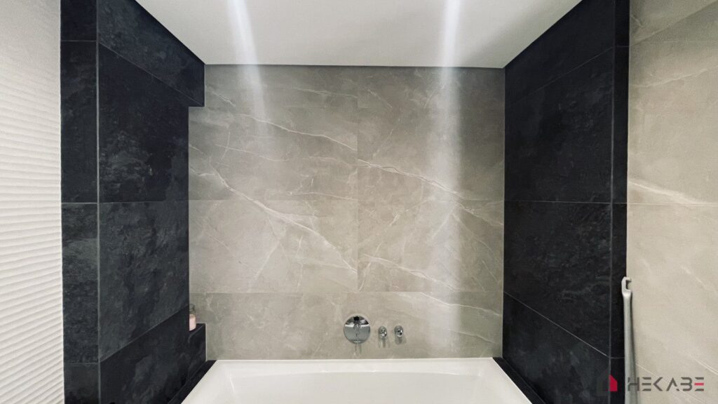 Łazienka Kochłowice Ruda Śląska — projekt Hekabe, wykończenia wnętrz premium