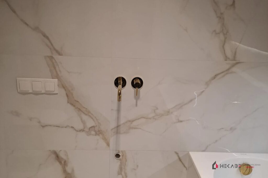 Łazienka Korfantego Katowice — realizacja Hekabe 2