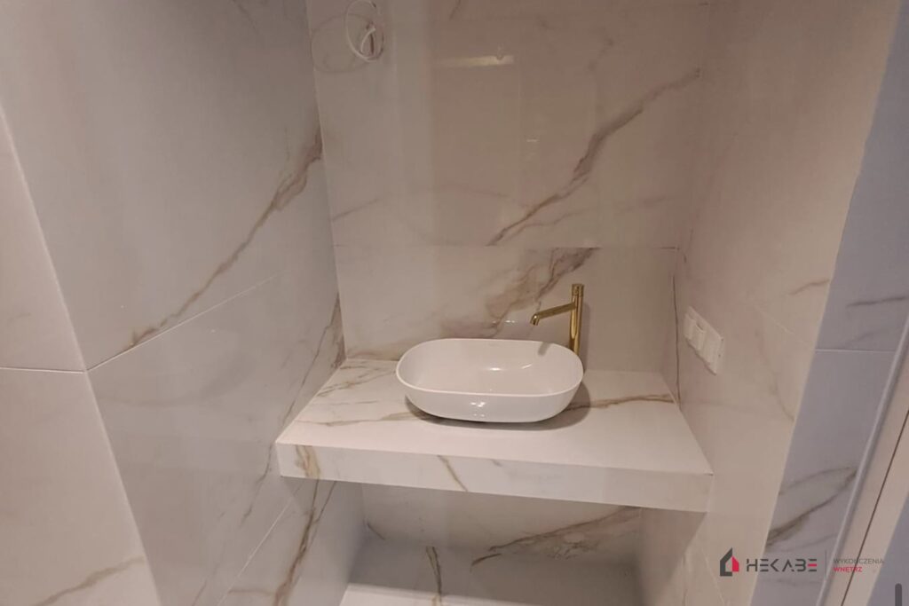 Łazienka Korfantego Katowice — realizacja Hekabe 4