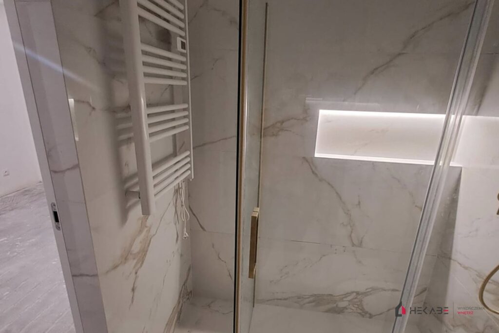 Łazienka Korfantego Katowice — realizacja Hekabe 7