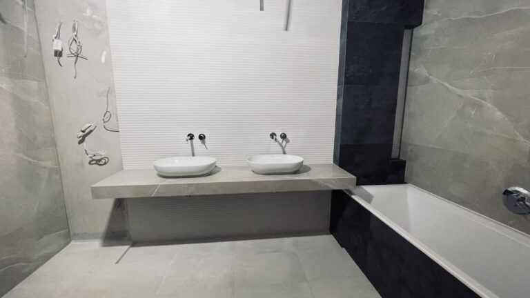 Łazienka w nowym mieszkaniu: na czym nie oszczędzać?