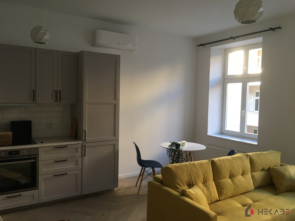 Mieszkanie Chopina Katowice — projekt Hekabe, wykończenia wnętrz premium
