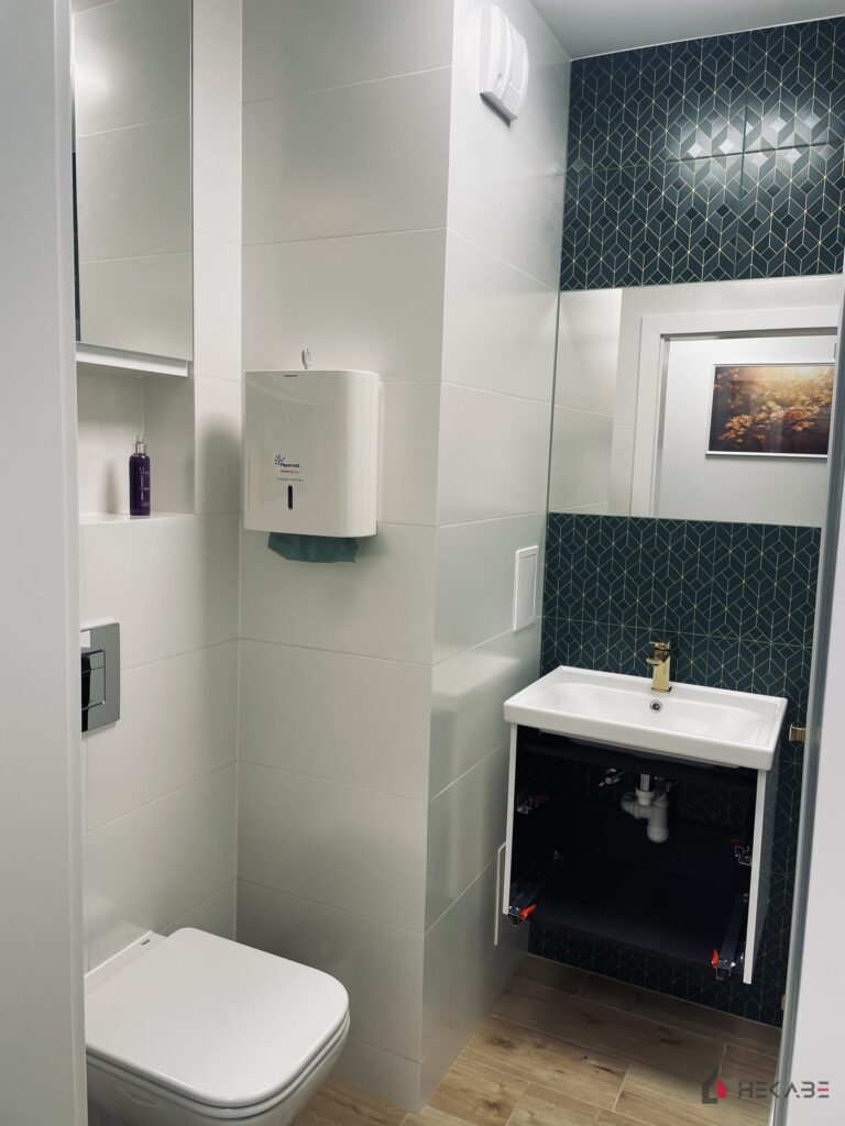 Mieszkanie Przemysłowa Katowice — projekt Hekabe, wykończenia wnętrz premium