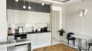 Remont kuchni: inspiracje, układ funkcjonalny i trendy, które mają sens